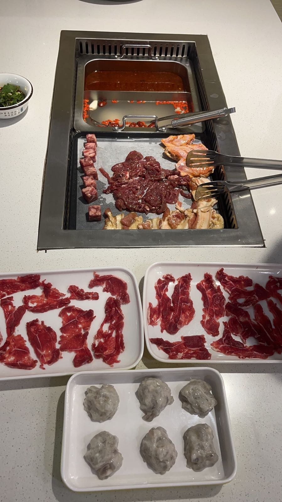 犇街北门憨牛犇吃锐镣自助牛肉火锅