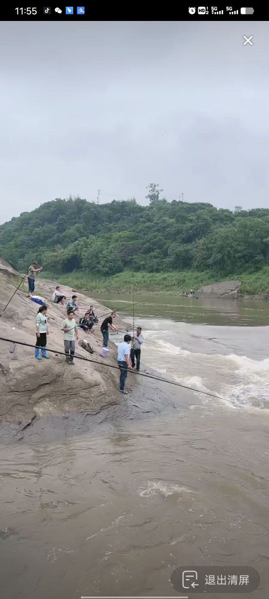 二龙湖山庄