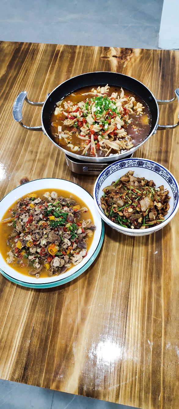长沙老友美食集市(保丽公馆店)