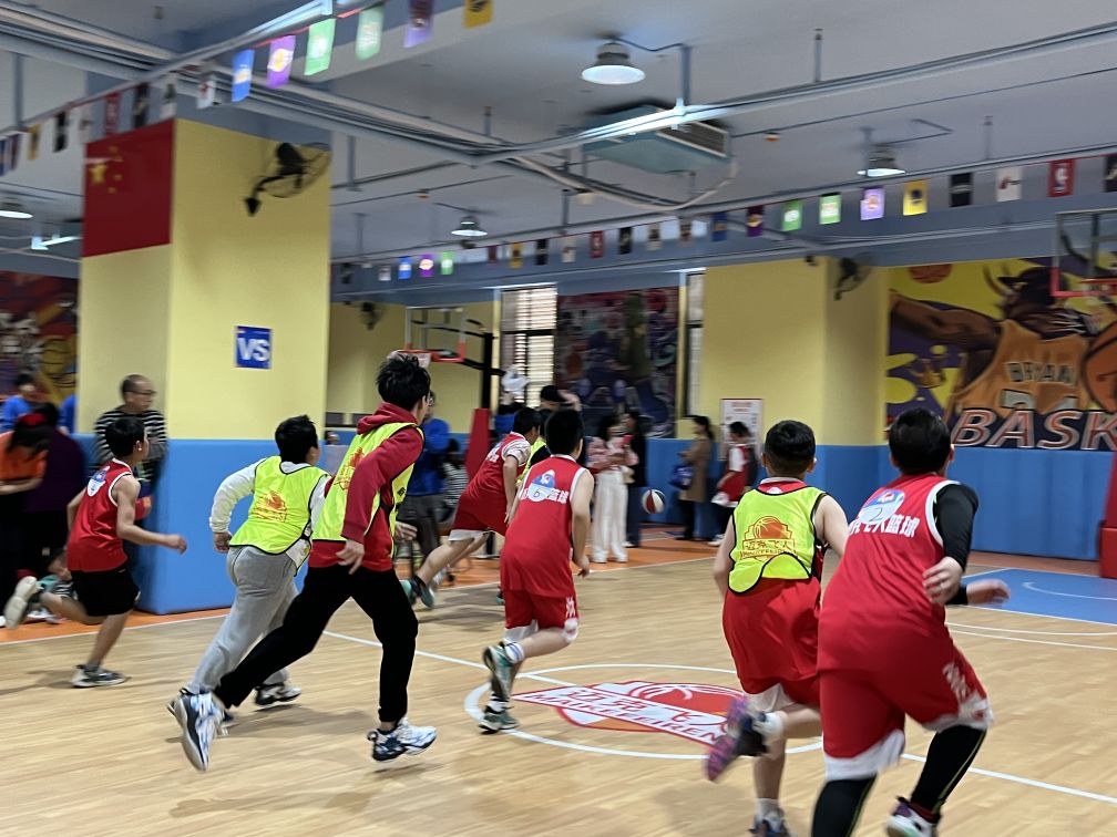 迈克洲飞人少儿篮球俱乐部(邵阳旗舰店)