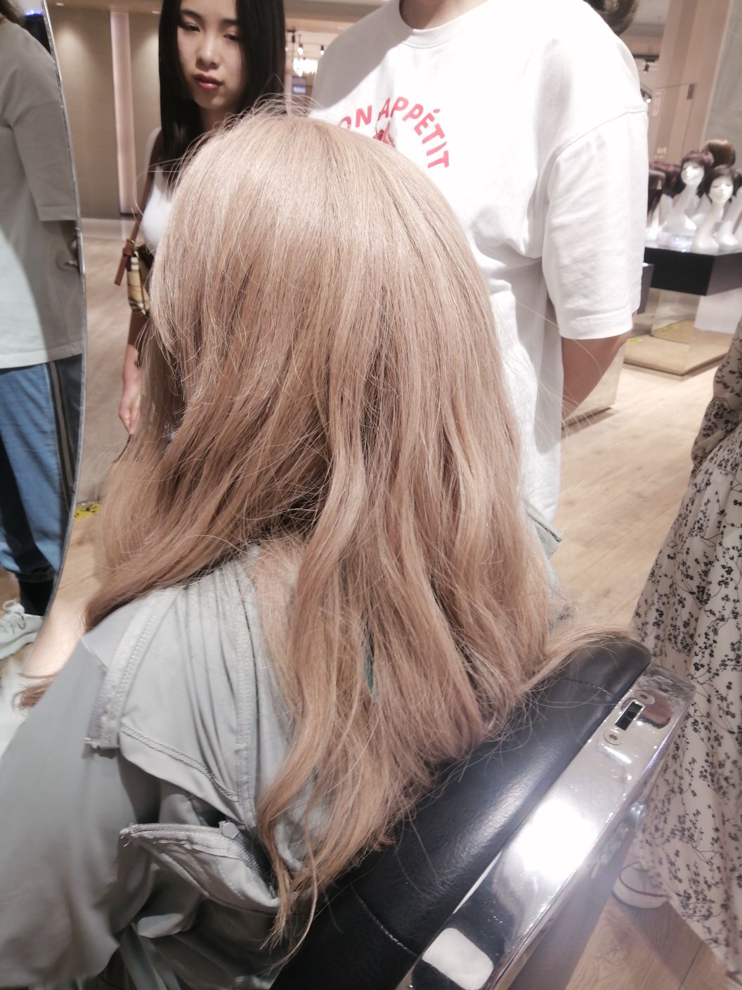 VS假发(南京仙林金鹰B居店)
