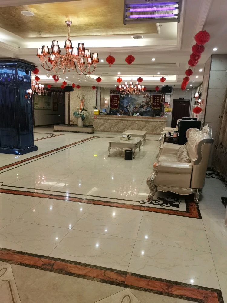 潍也纳沐足(总店)