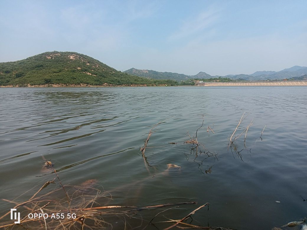 险峰洞