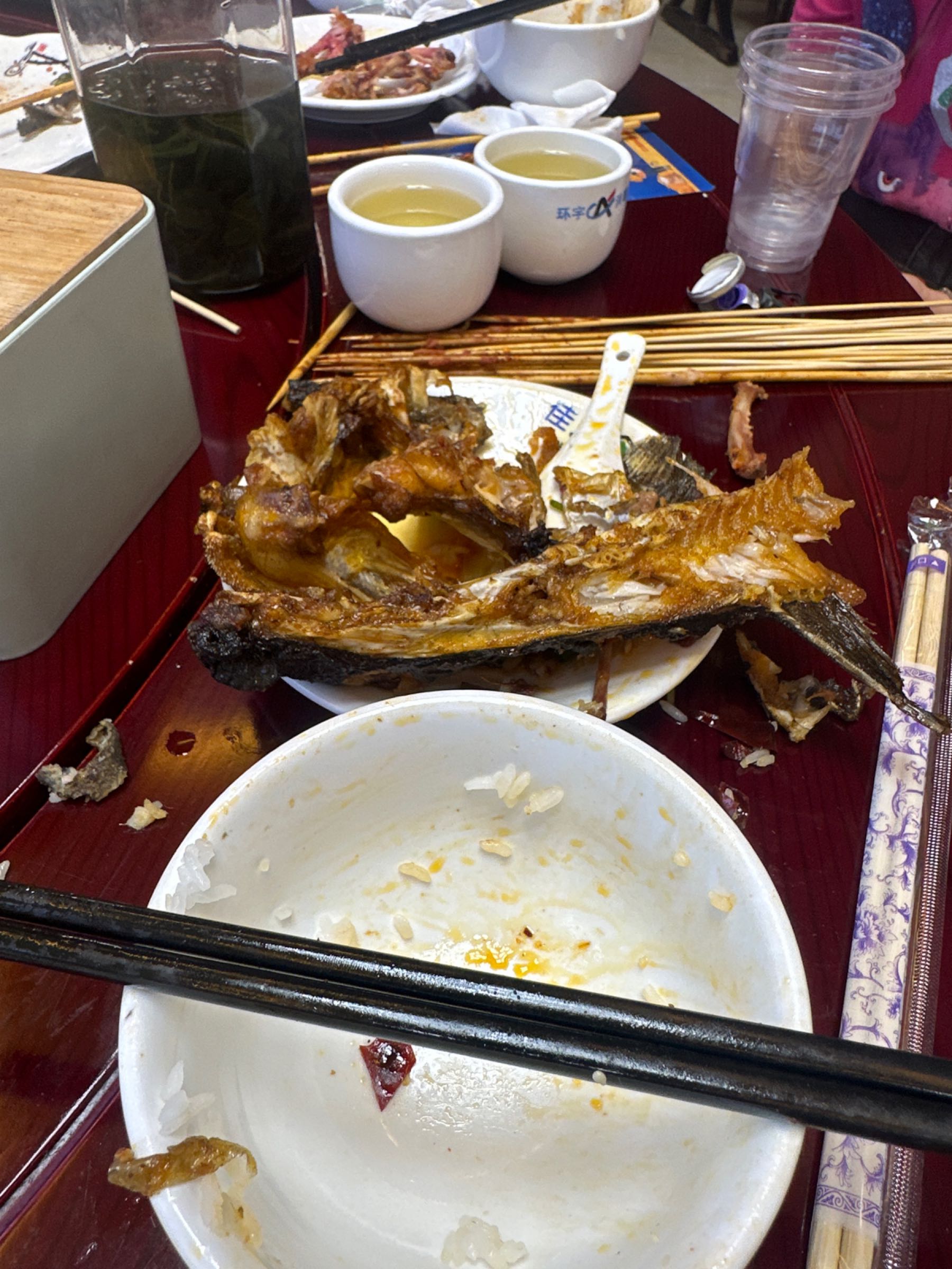 小廖苗家烤鱼烤串(梵净山店)