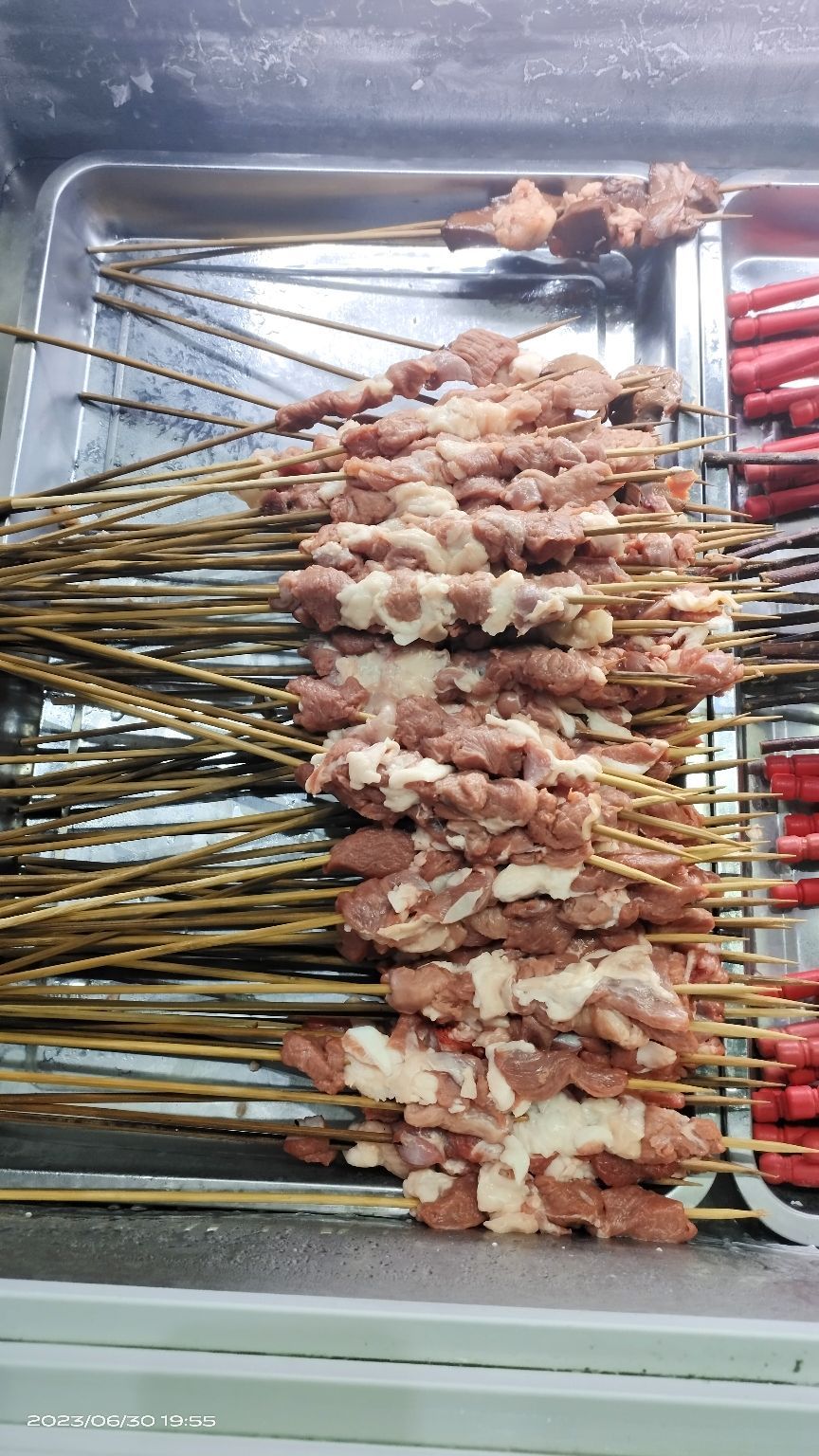 中国新疆美味烧烤(森海豪庭3期店)