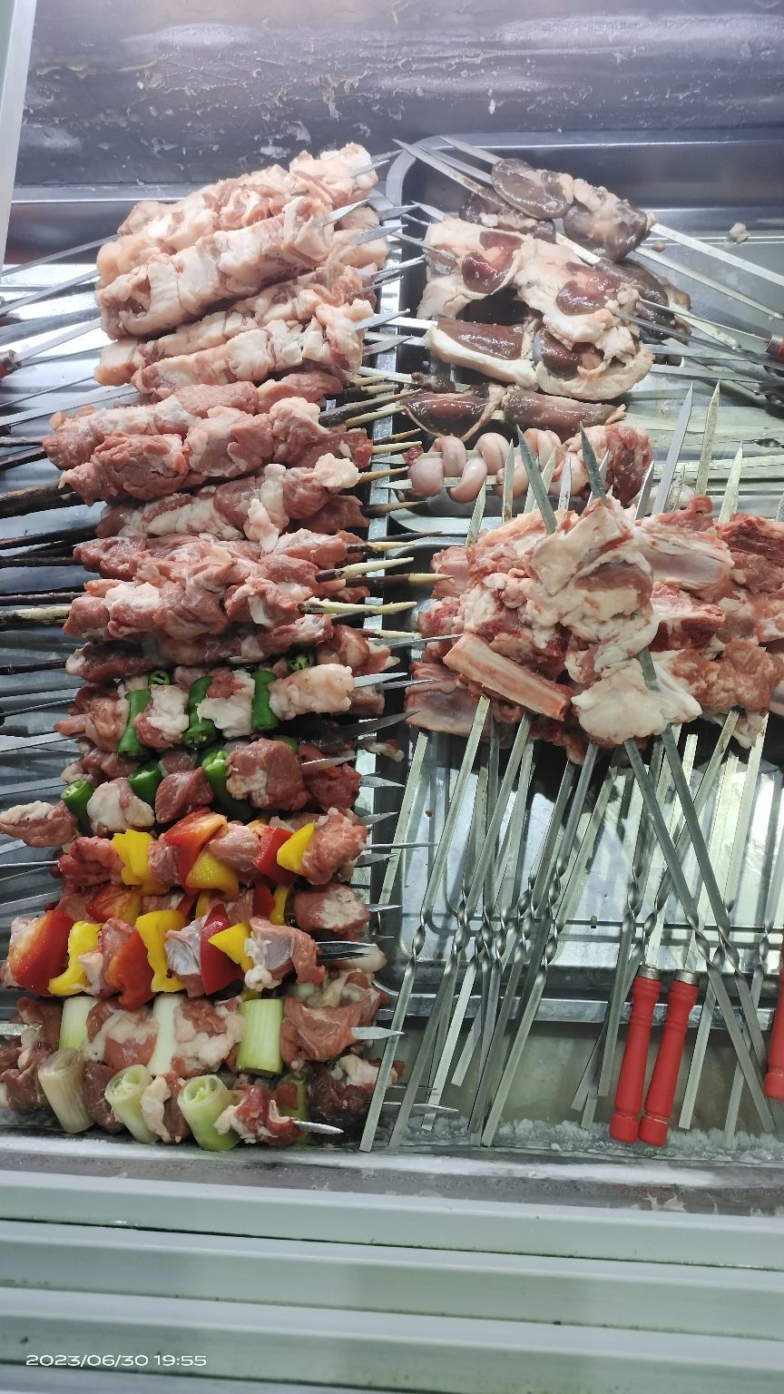 中国新疆美味烧烤(森海豪庭3期店)