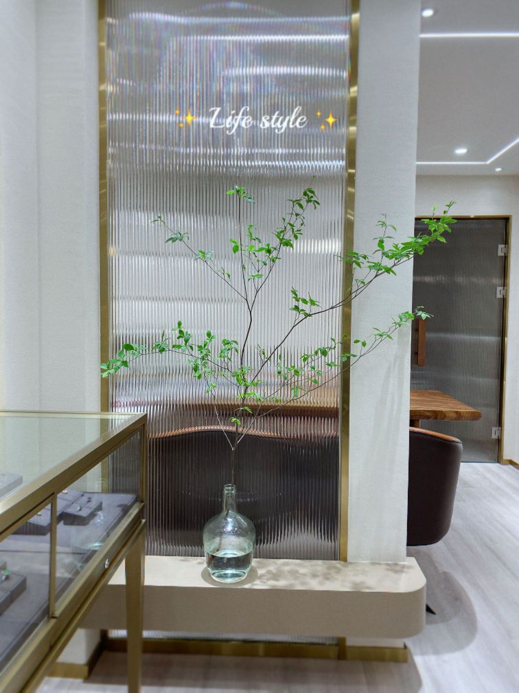 宝丽集珠宝