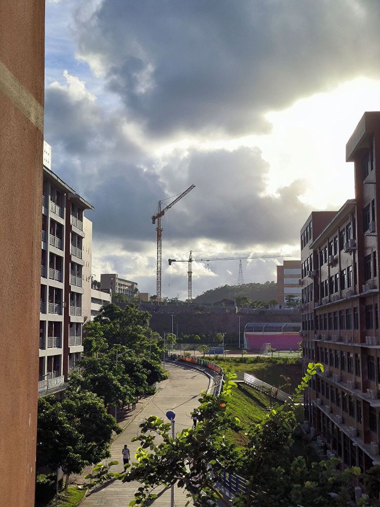 防城港市理工职业学校