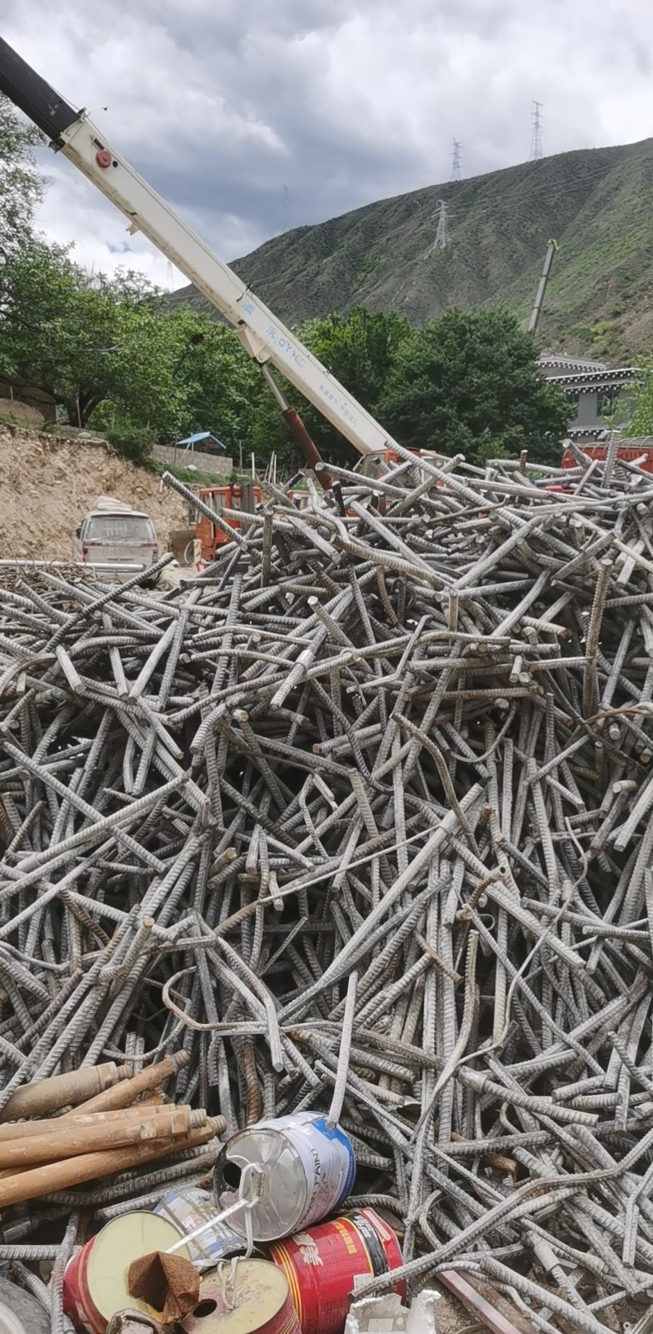 巴塘县万鑫废旧物资有限责任公司