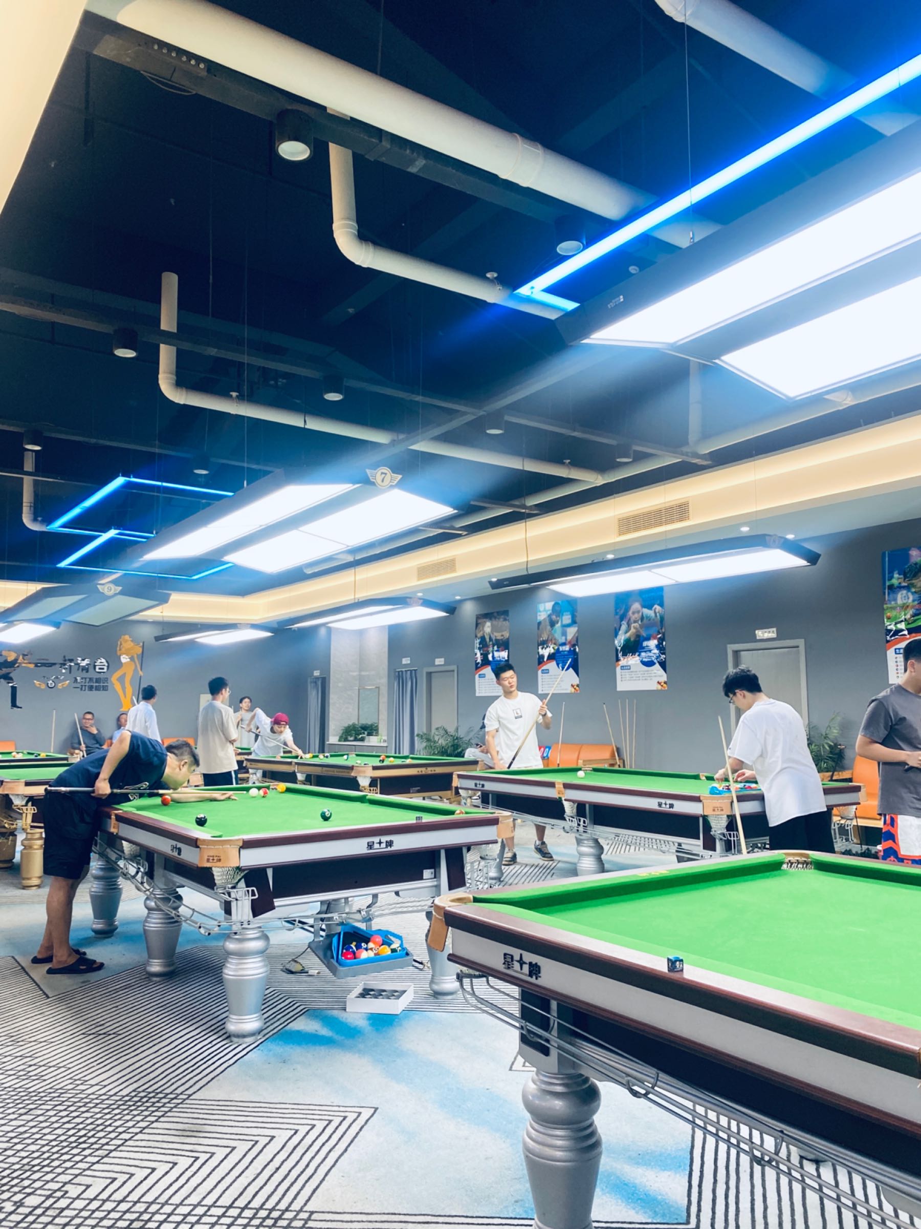 壹号台球俱乐部