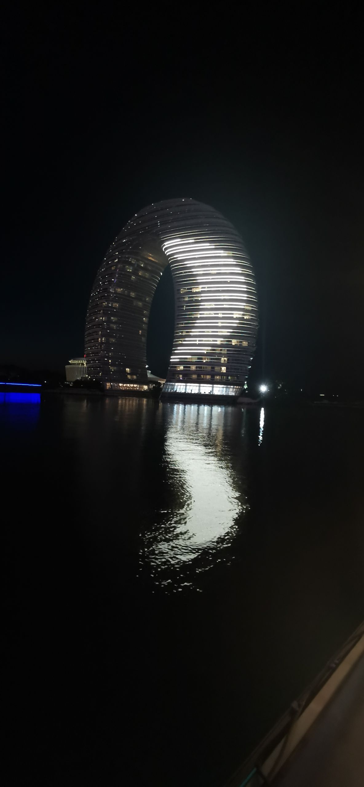 月亮湾大酒店