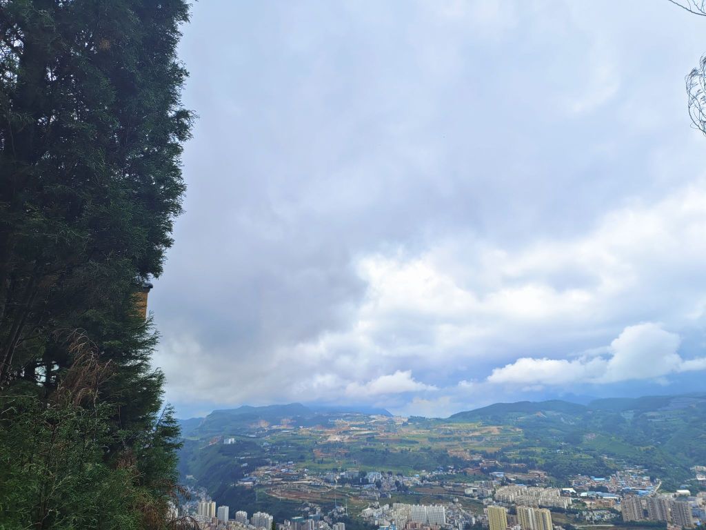 老阴山旅游景-观景长廊