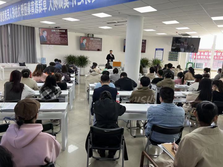 凤城市卓瑞教育集团