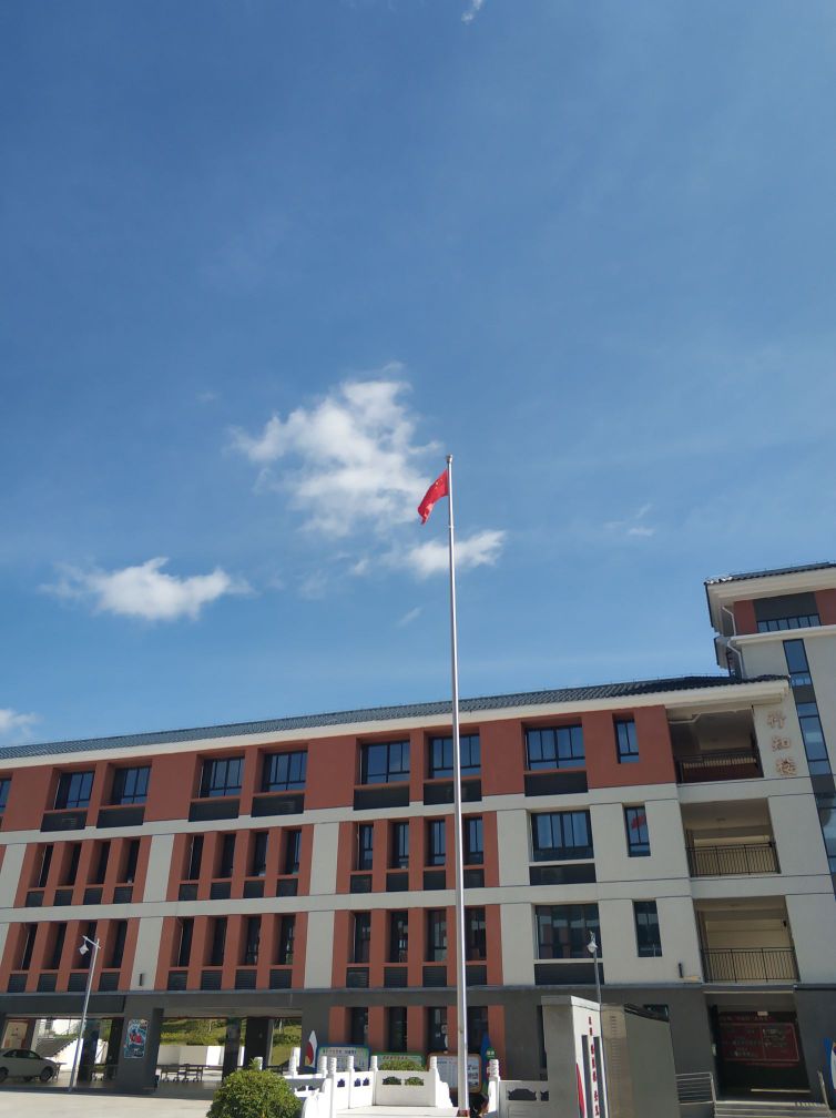 云浮市云安区鲲鹏小学-东门