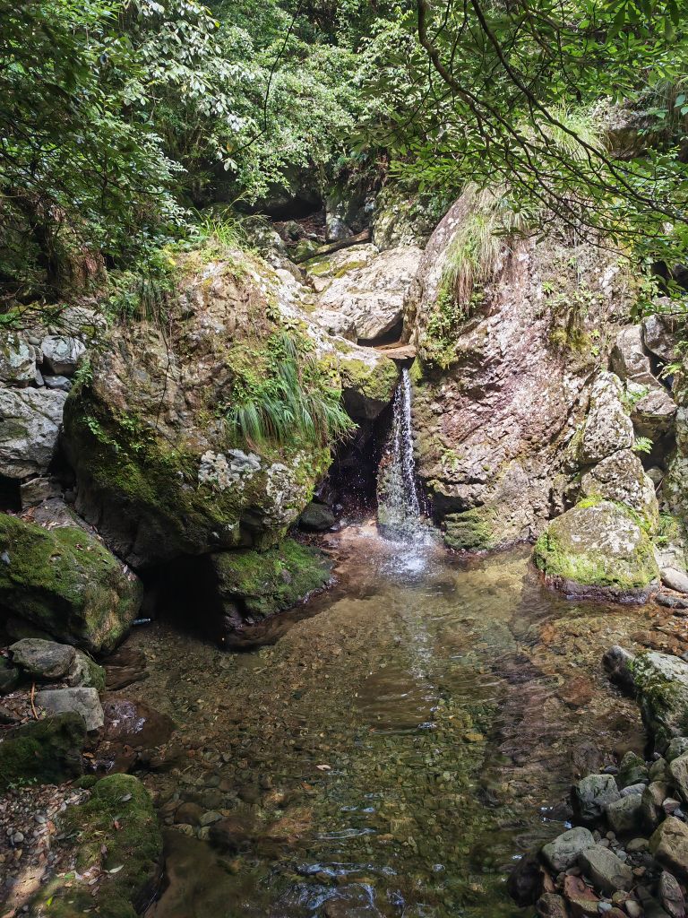 源芳大峡谷漂流