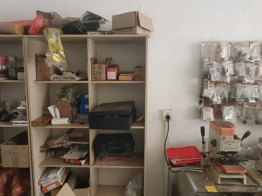 佳佳开锁汽车钥匙