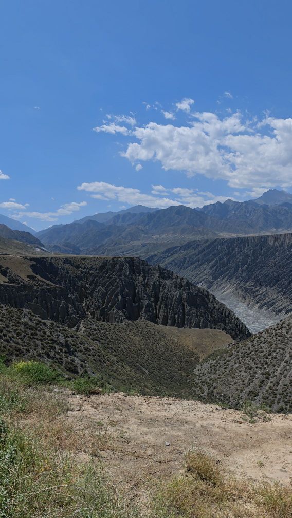 独山子大峡谷-停车场