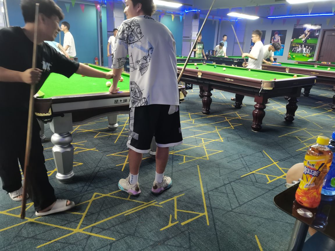 桌球棋牌俱乐部
