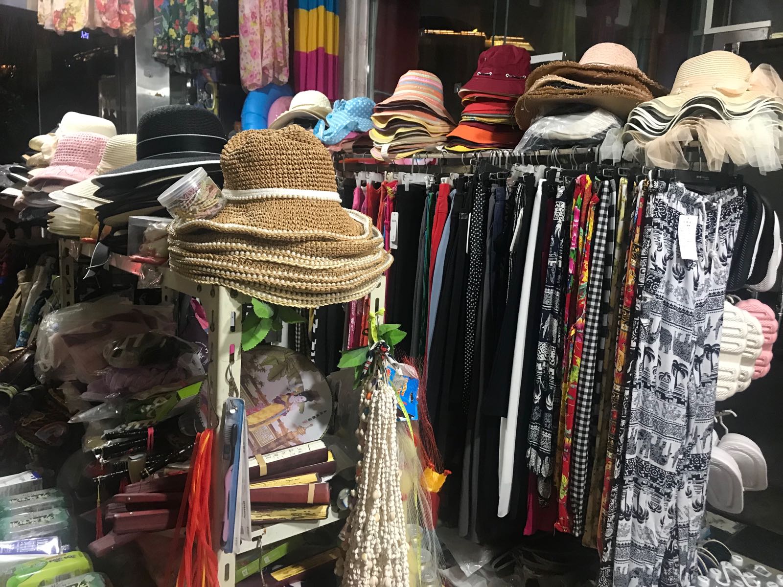 三亚婉婉岛服店