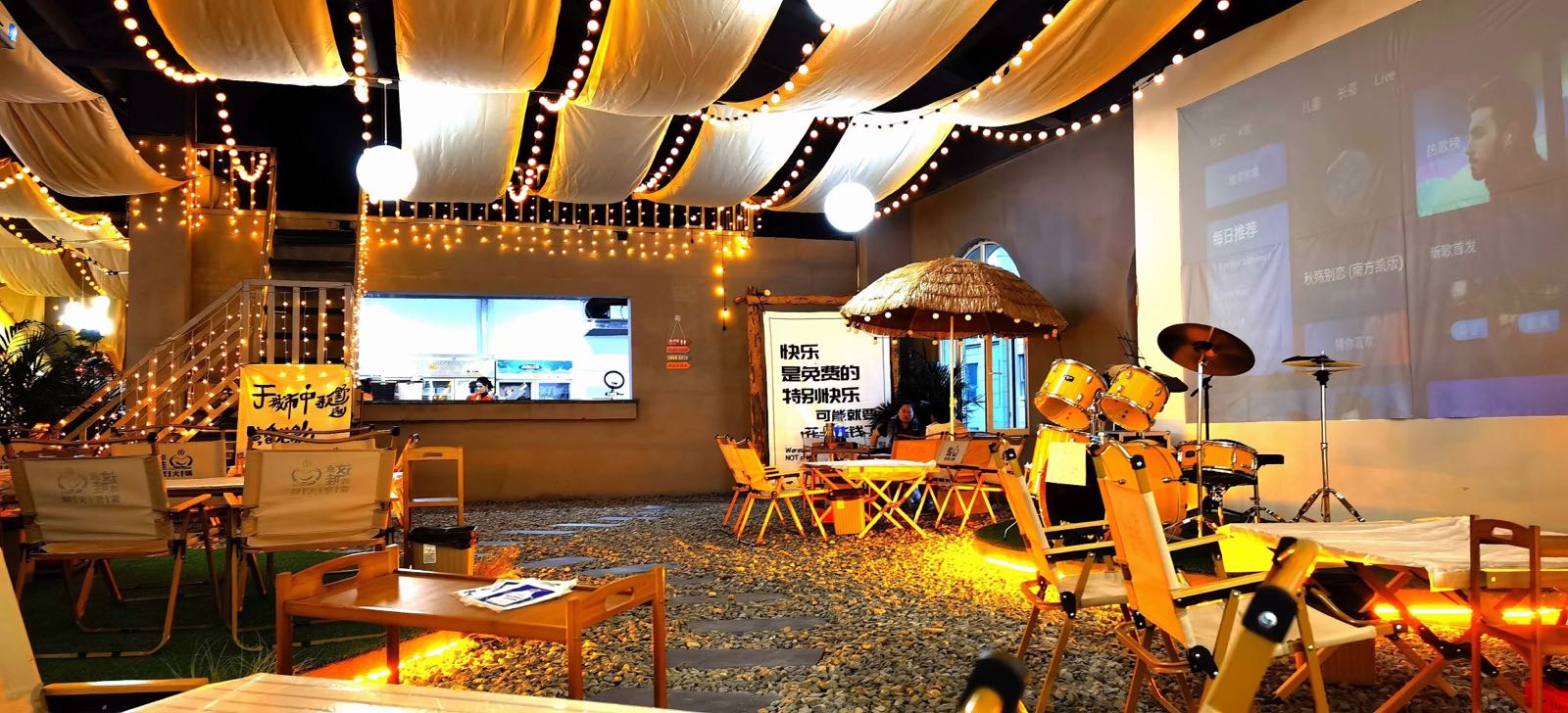 小肥牛火锅城(金牛路店)