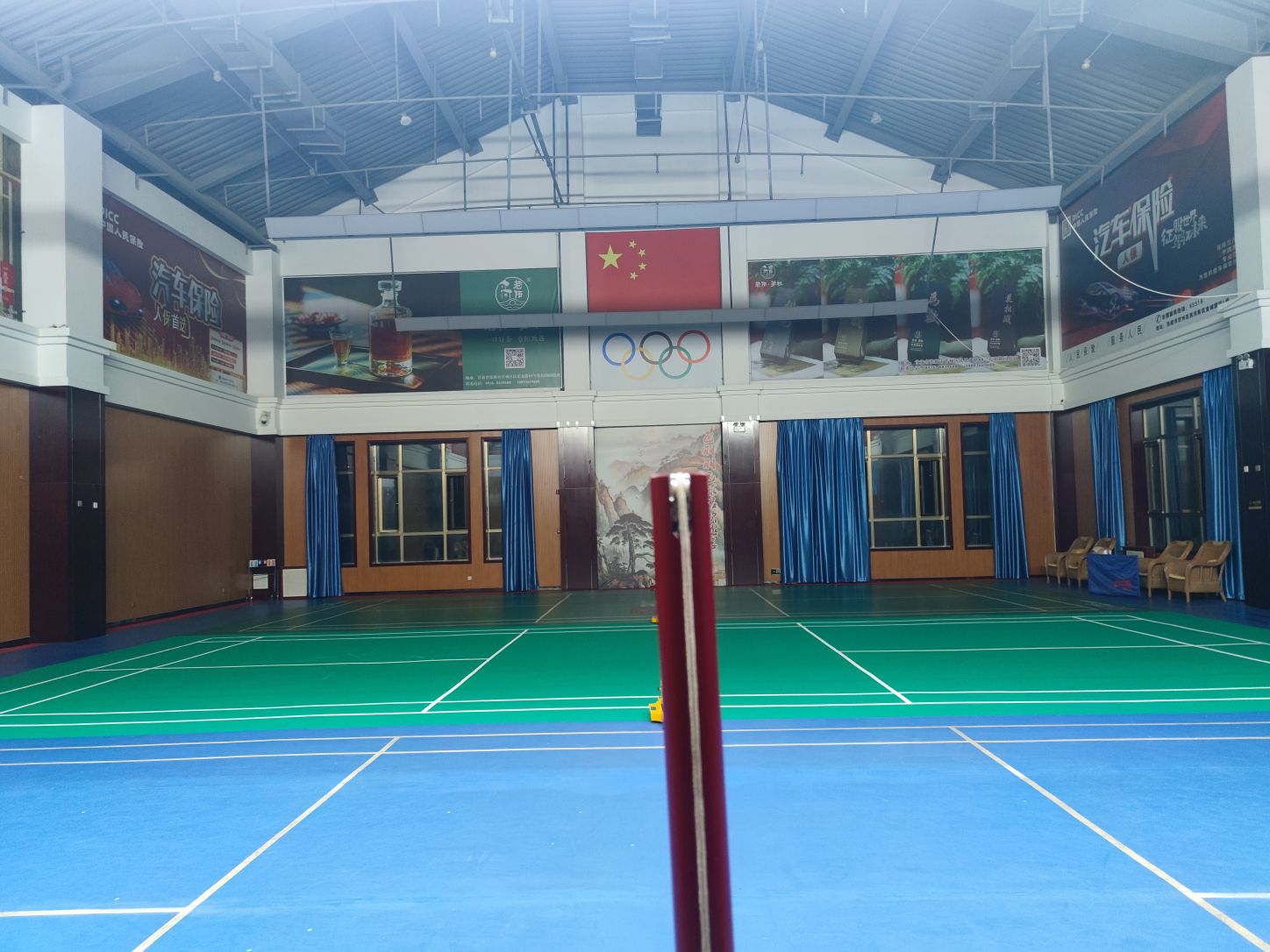飞羽羽毛球馆