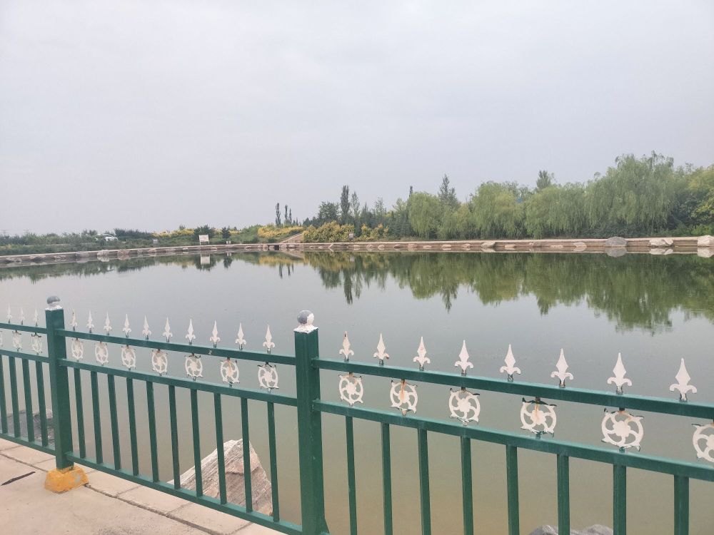玉泉湖