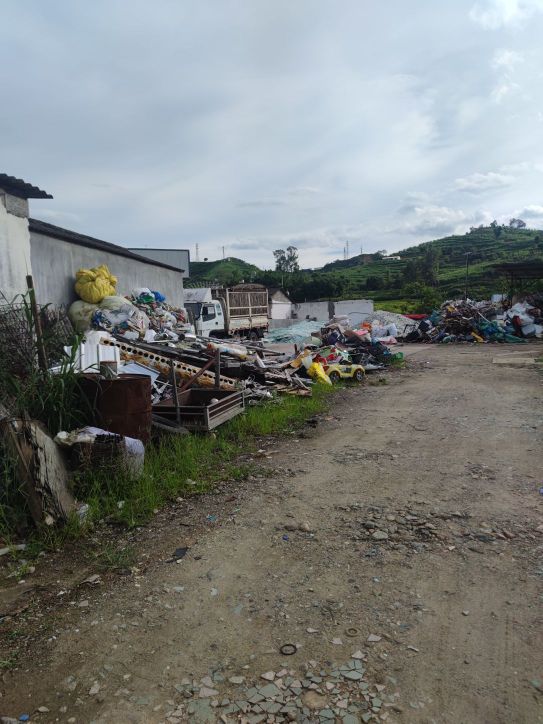 云凤木业泡沫回收站