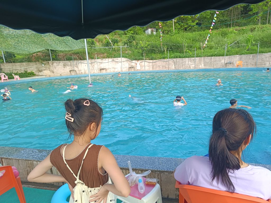 圣泉湾游泳馆