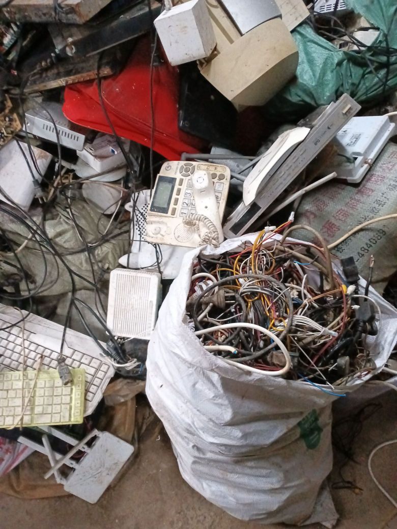 双堡花恰永华源回收站