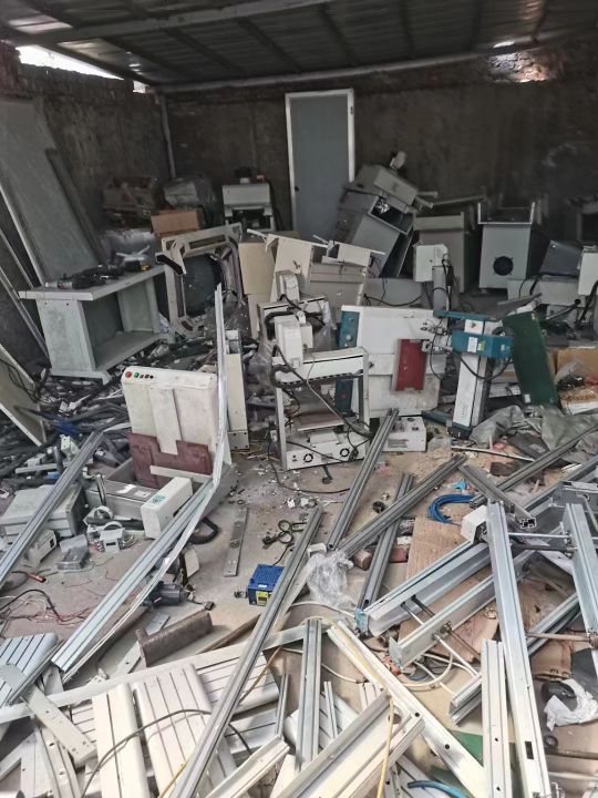 璞廷废品站
