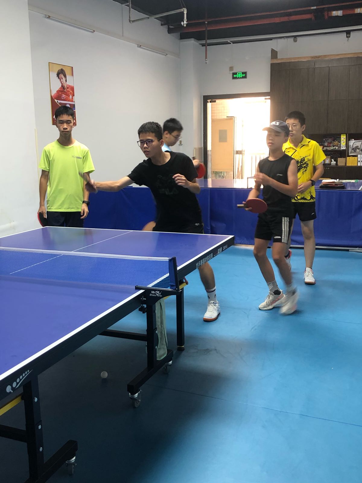 星毅乒乓球馆