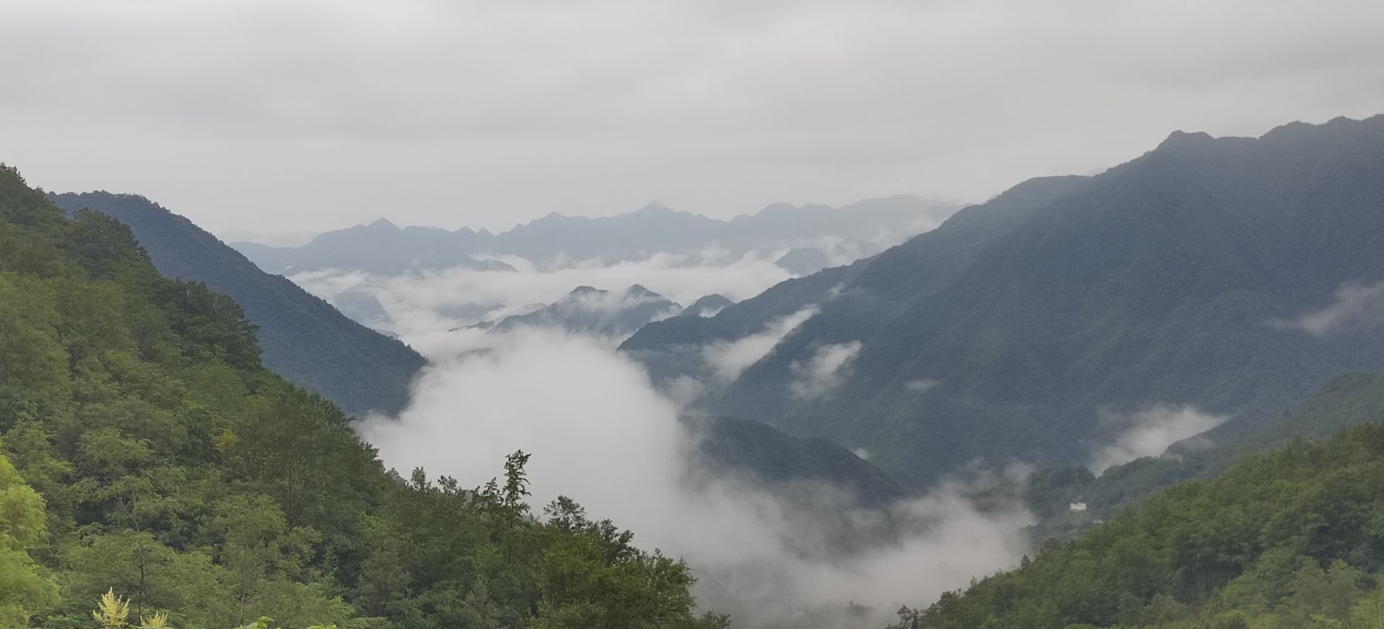 光雾山服务区游客接待中心