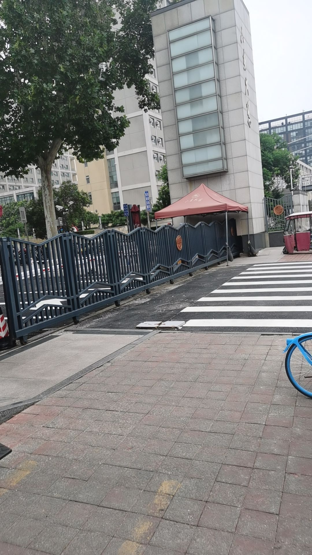 山东大学(中心校区)-北门