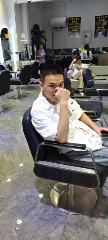 无名发(金鸡路店)