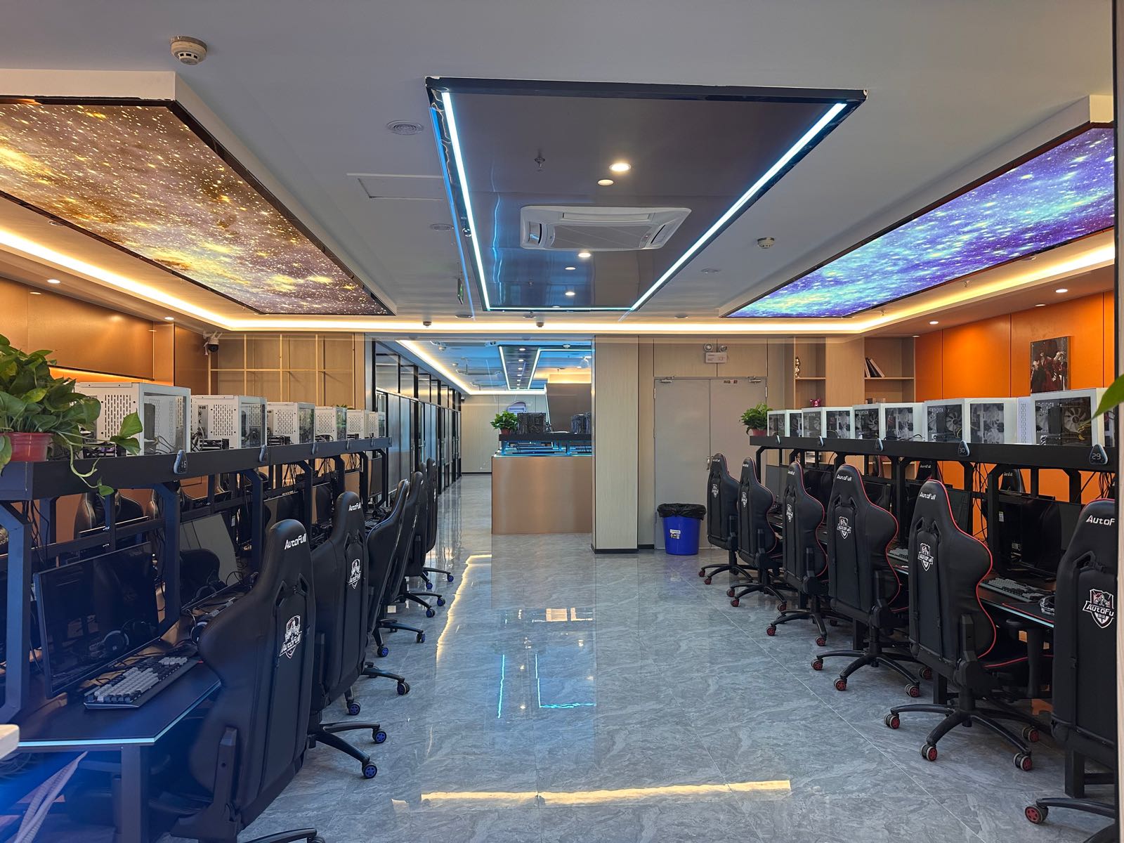 魔光电竞(酒城乐园生活广场店)
