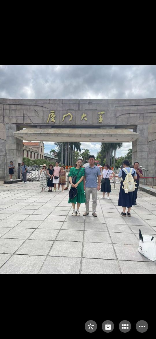 厦门大学(思明校区)-西门