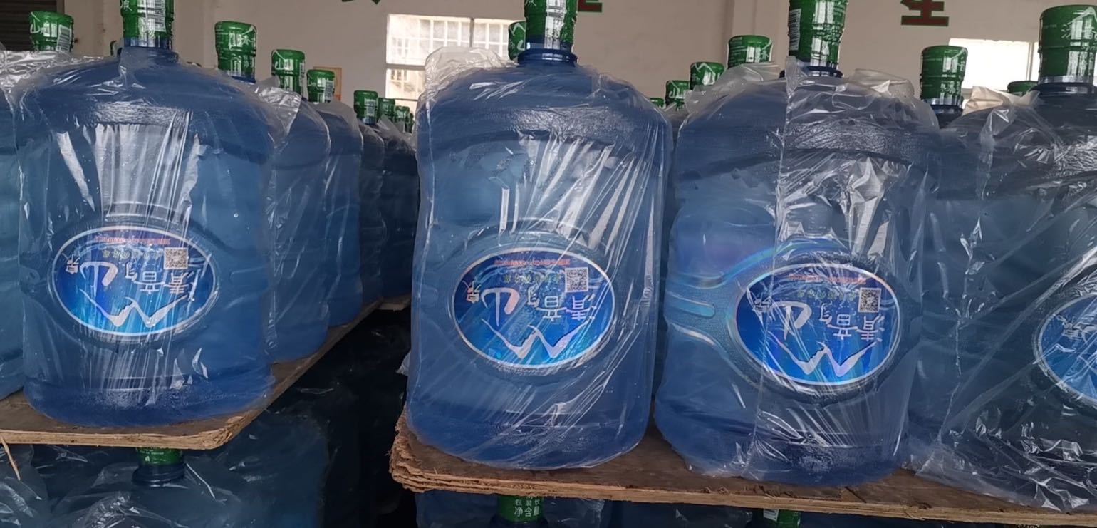 洞蓝桶装水店