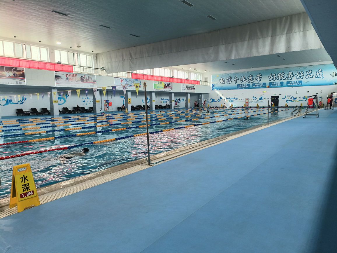 嘉峪关北市区游泳馆