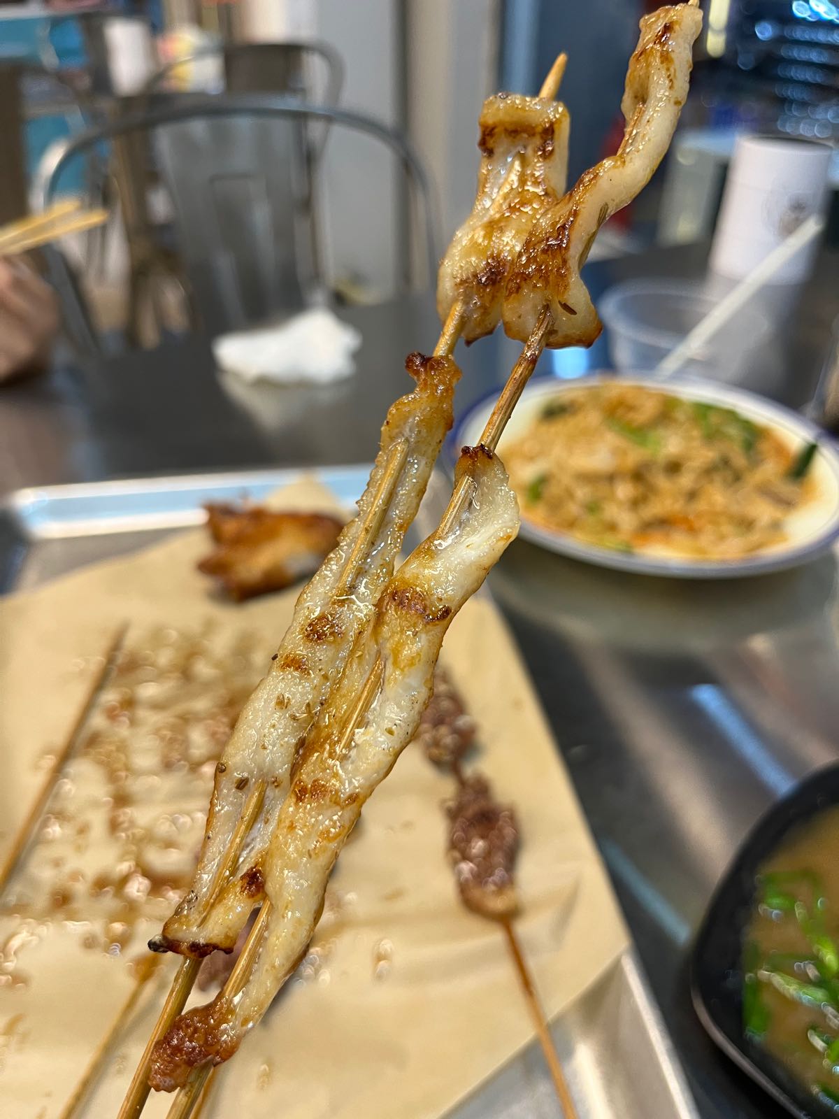 揾食大排档