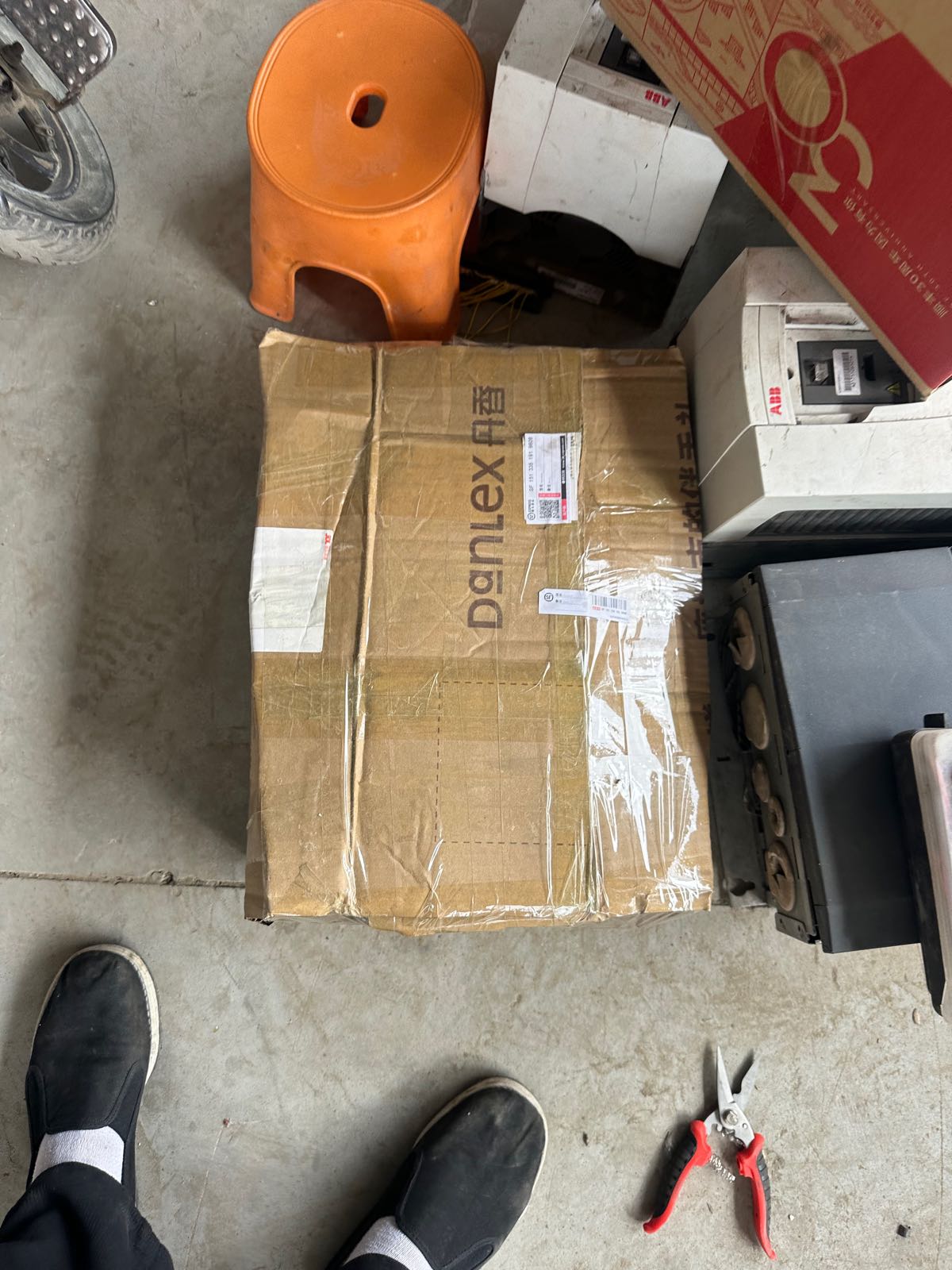 吉祥工控设备自动化物资回收有限公司