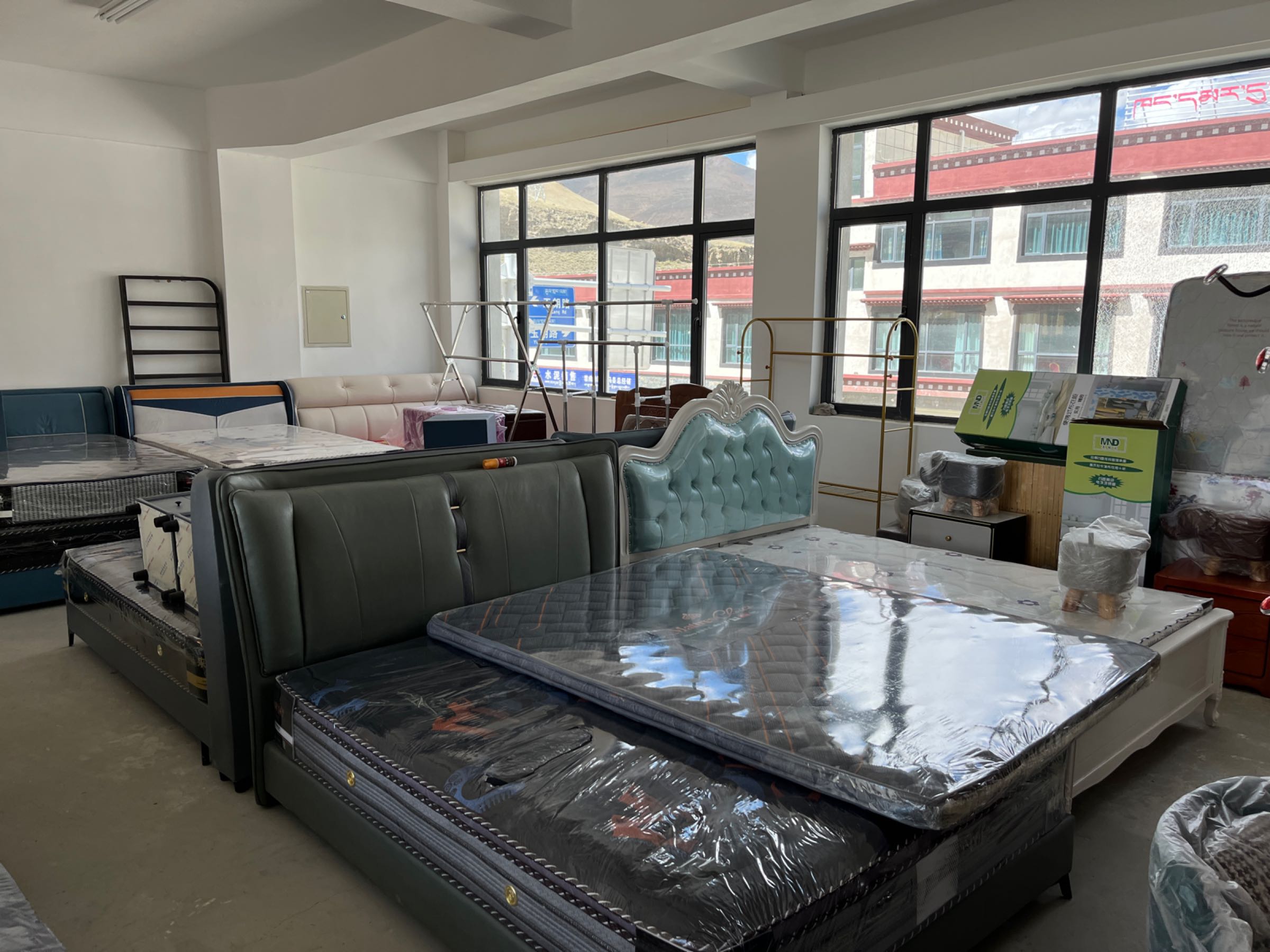 康马县楠鑫藏式汉式家具