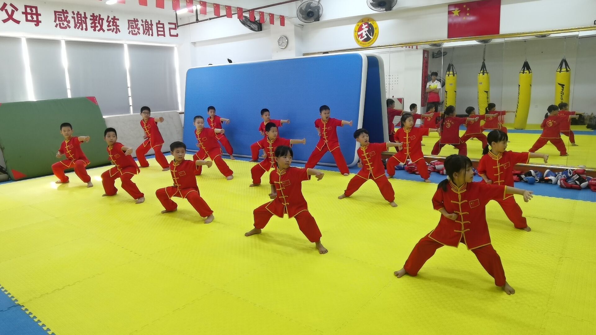 珠海市鸿武武术馆