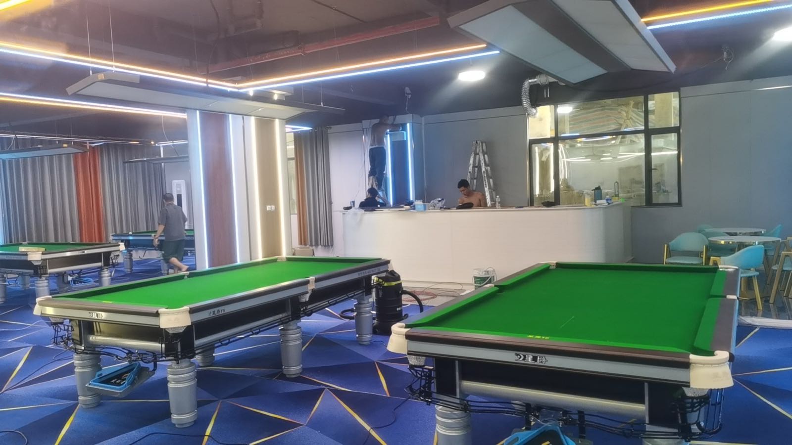 澄迈白莲派乐台球俱乐部