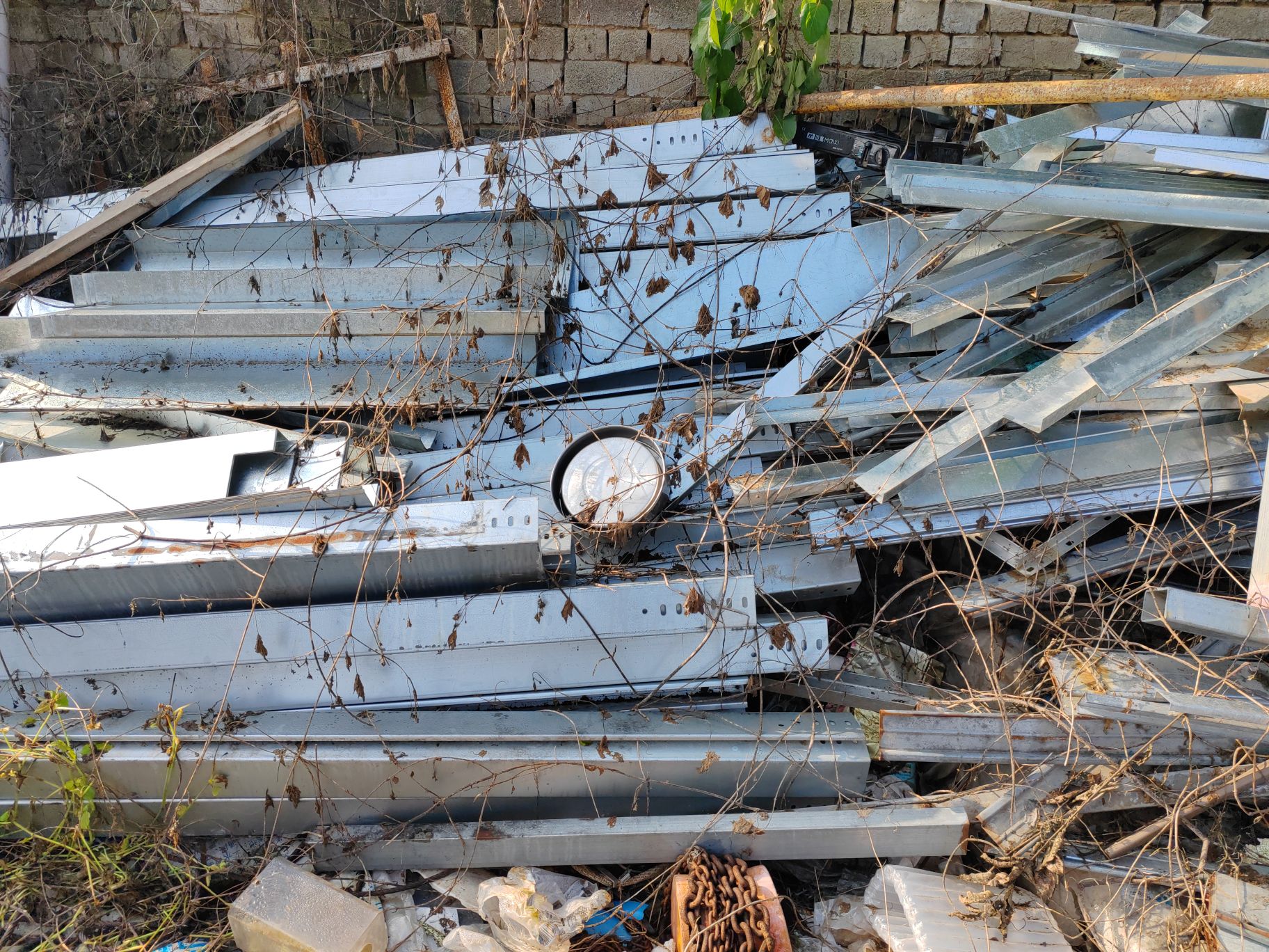 琦琦废品回收站