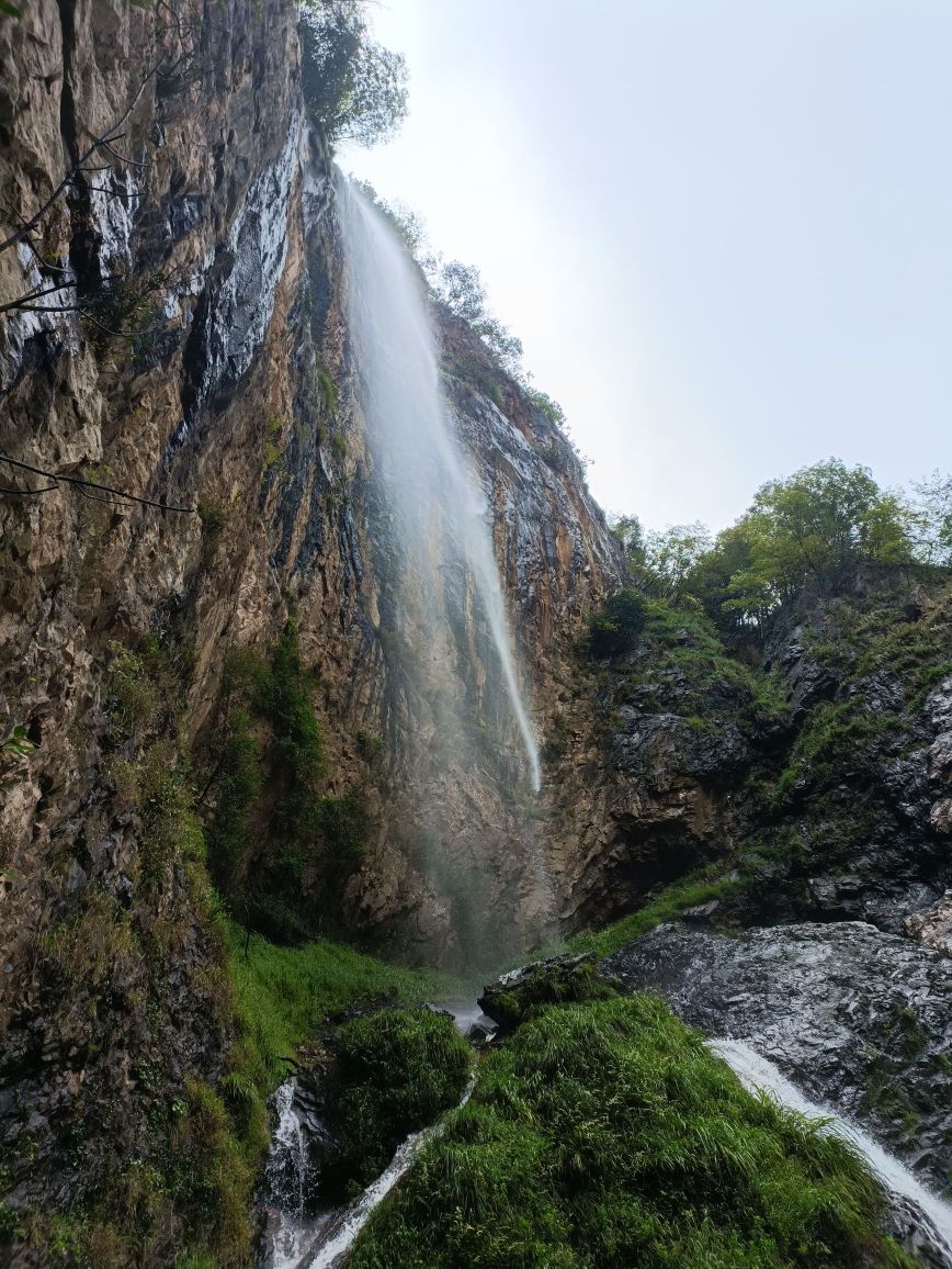 百丈岩