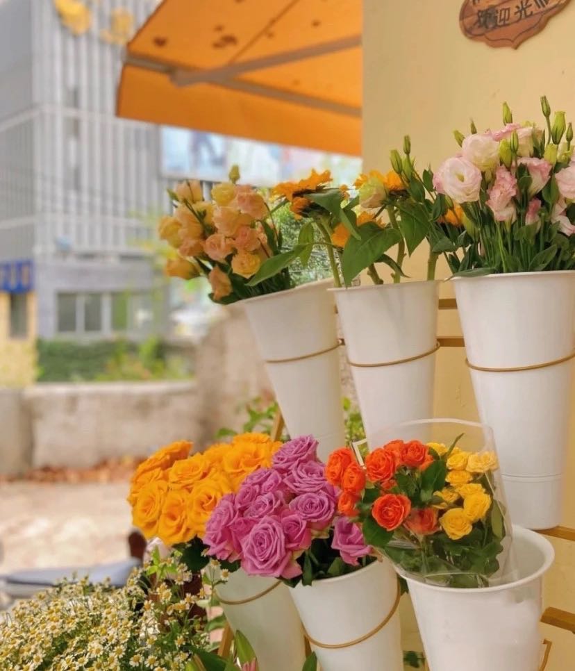 觅见鲜花店