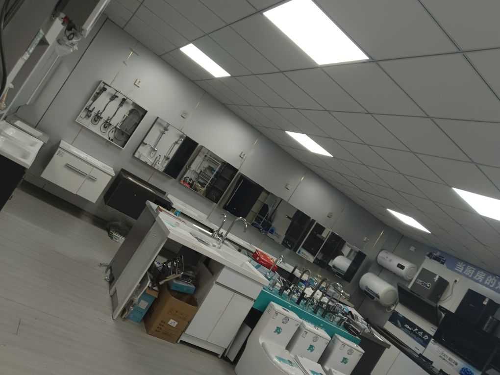 厨电卫浴工厂店(卧龙湖路店)