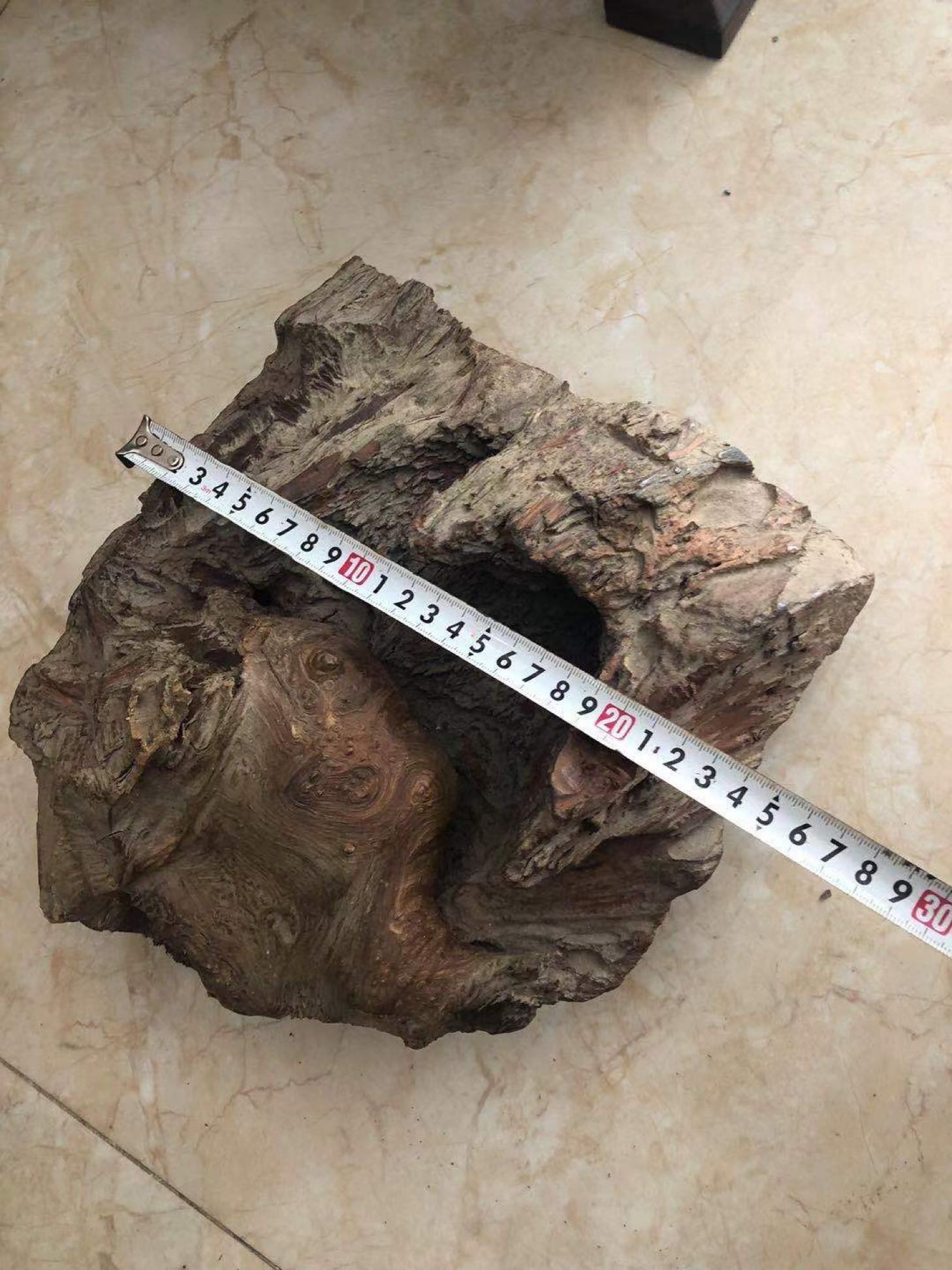 海南沉香黄花梨批发精品收藏馆古玩城