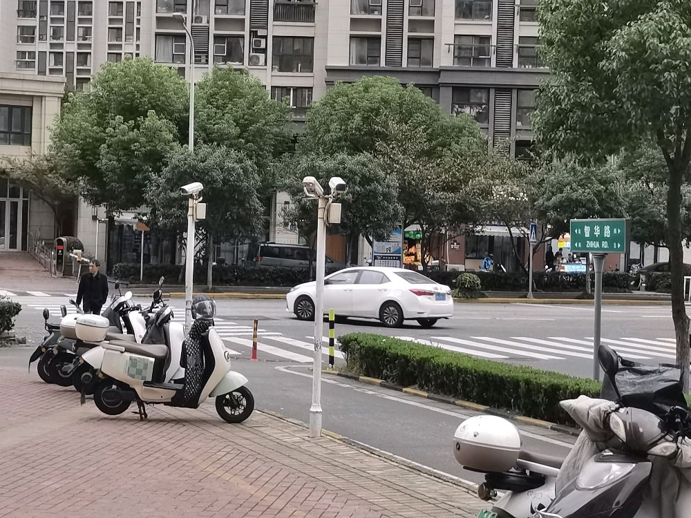 恋家开锁配钥匙.智能锁专卖店