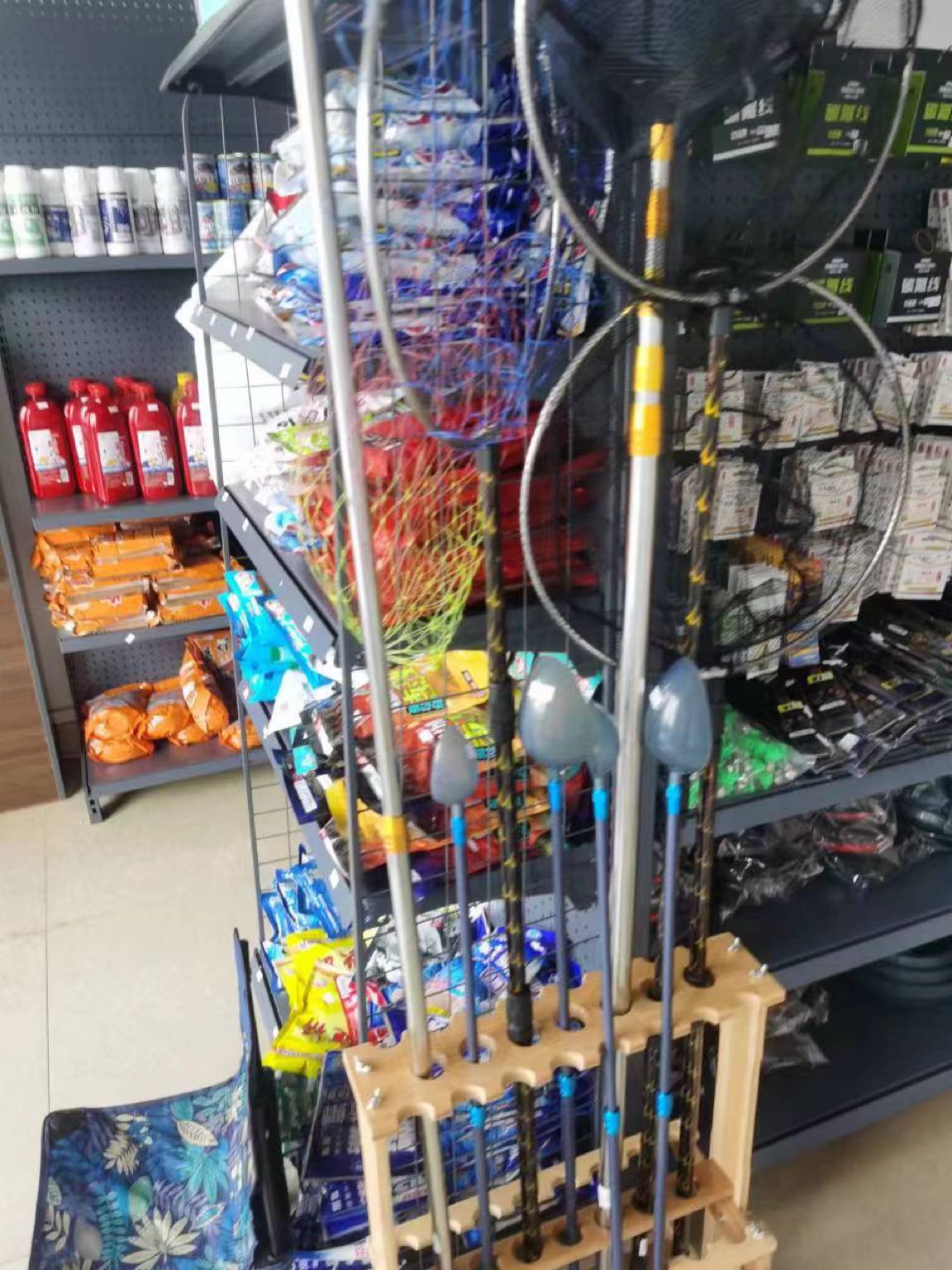 新录渔具(京珠花园坦背店)